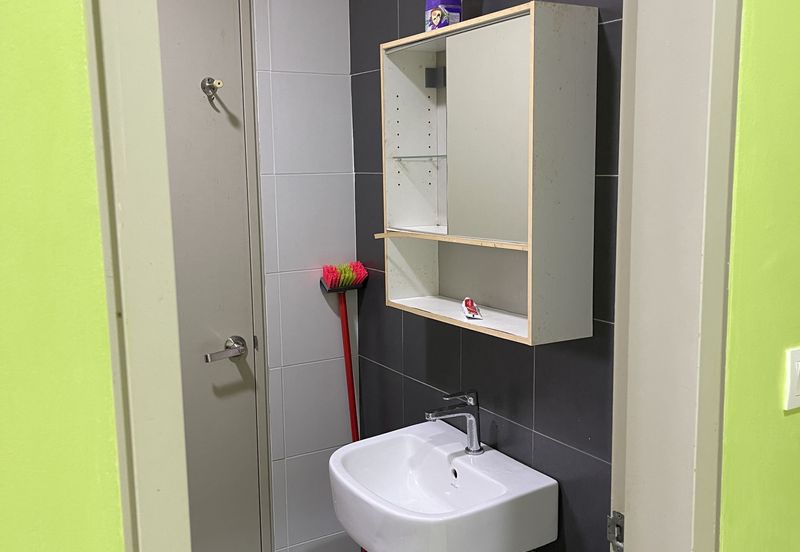 Laman Delfina @ Nilai Impian