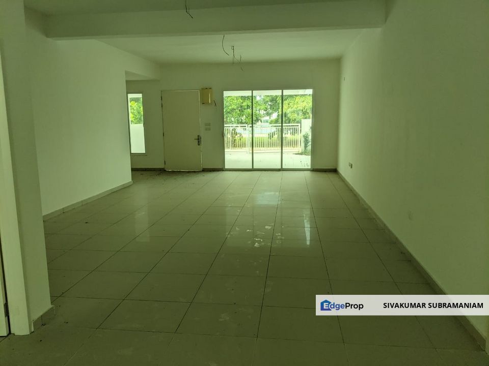 Elvina @ Hijayu 3 Sendayan going for lower price and ready to move in-facing open field, Negeri Sembilan, Siliau