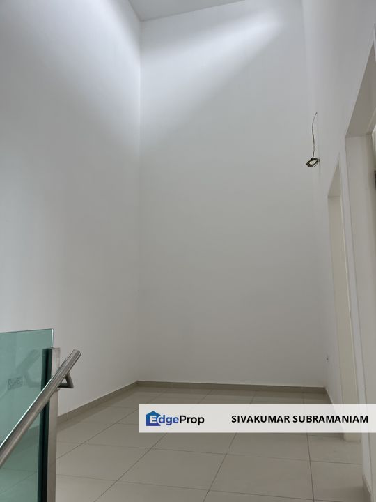 House ready to move in at low price, urgent sale, Negeri Sembilan, Seremban