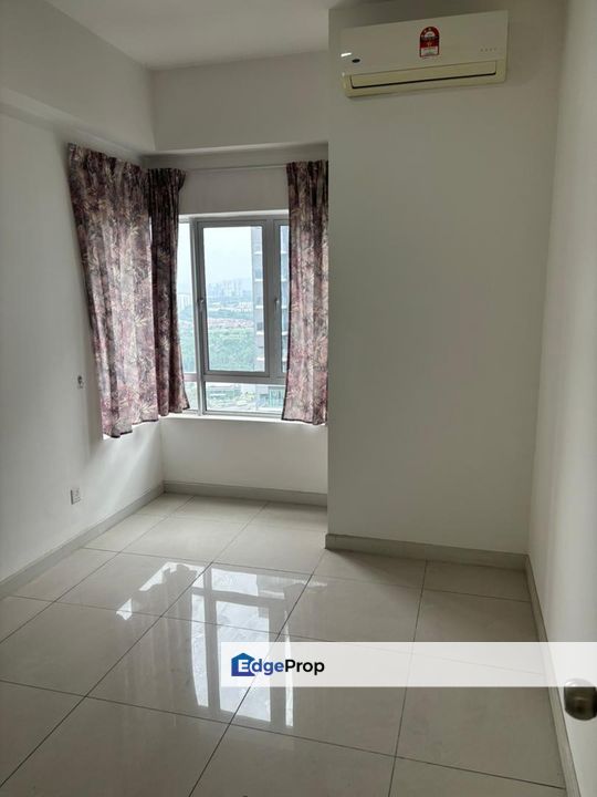 Savanna Executive Suite for sale with Semi Furnished, Selangor, Bangi