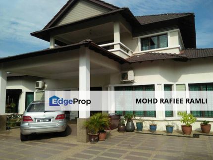 Bungalow with swimming pool Bangi, Selangor, Bangi