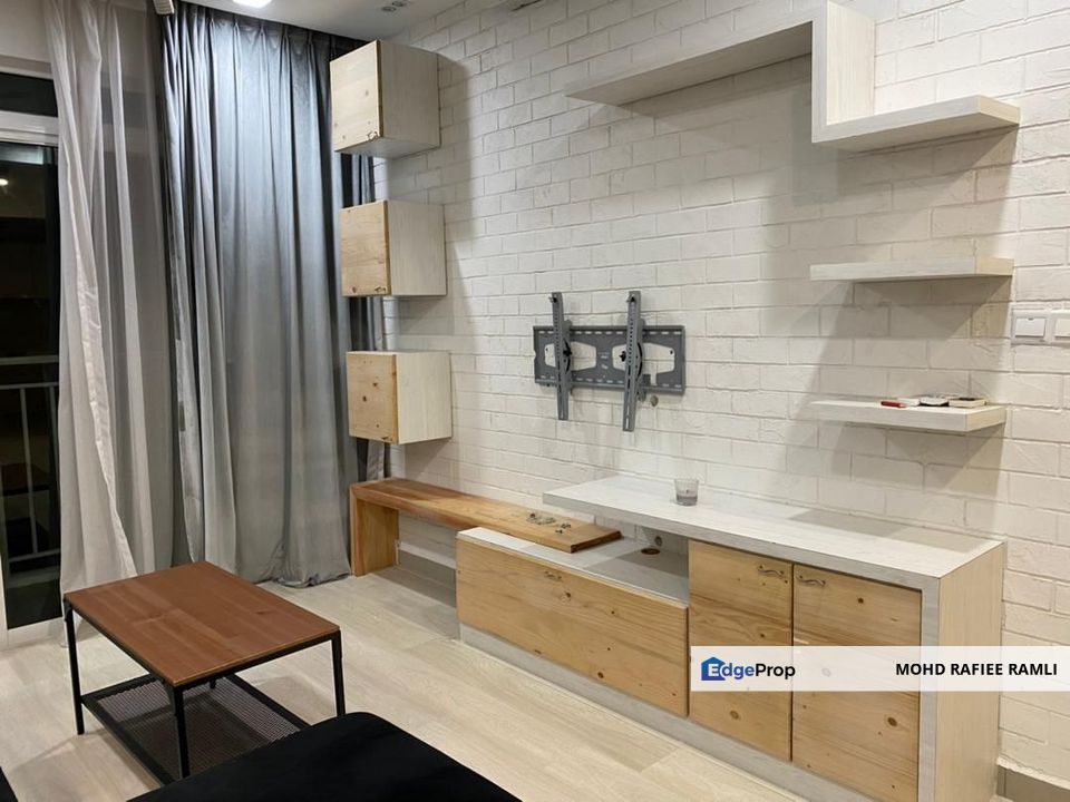 Cheap Below MV Furnished Condo Shah Alam  Facing pool V-Residensi 2 for Sale, Selangor, Shah Alam
