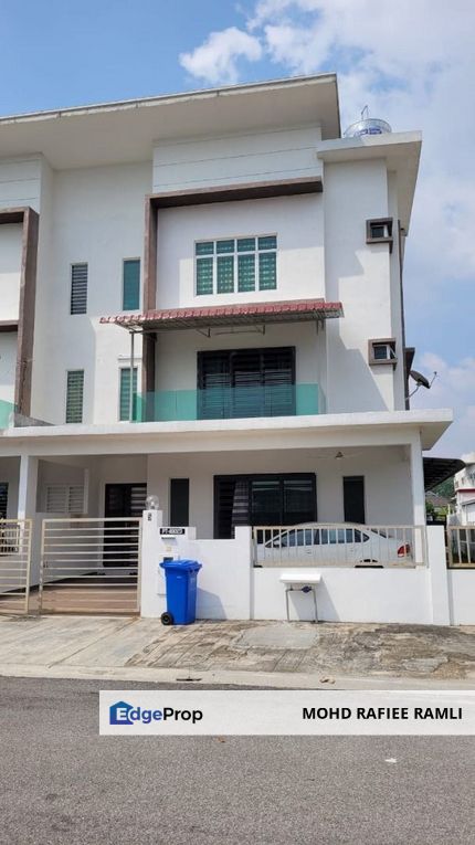 2 ½ Storey Semi D Paya Jaras Sg Buloh for Sale, Selangor, Sungai Buloh