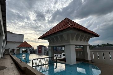 10 Semantan Suites (Sematan Avenue)