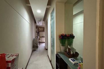 10 Semantan Suites (Sematan Avenue)