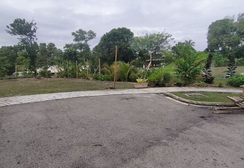 Exclusive Location Corner Bungalow Lot Precint 11 Putrajaya for Sale