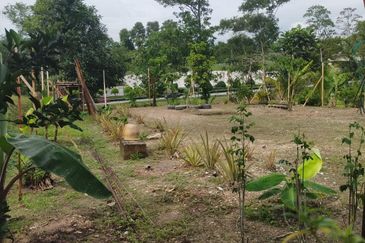 Exclusive Location Corner Bungalow Lot Precint 11 Putrajaya for Sale