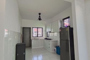 Kota Puteri, Batu Arang