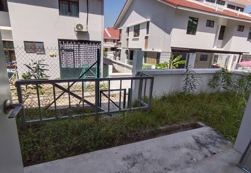 Kota Puteri, Batu Arang