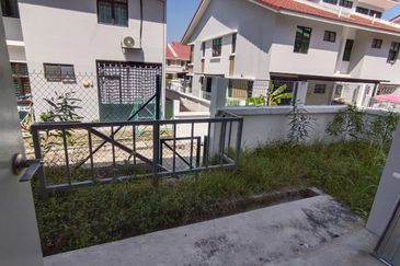 Kota Puteri, Batu Arang