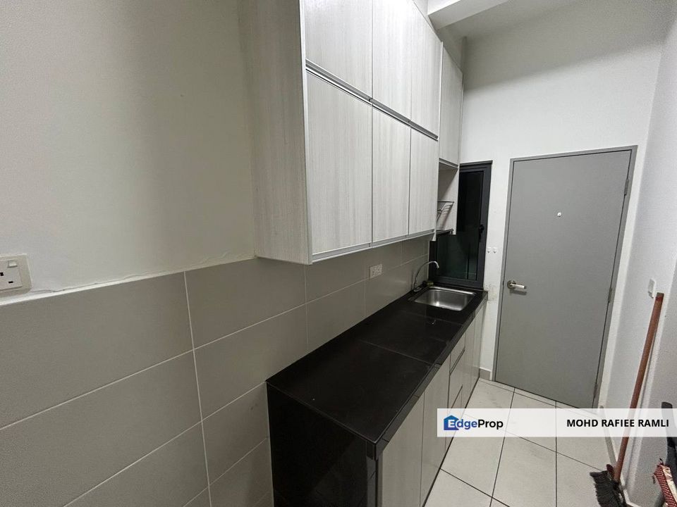 Facing Pool Almyra Residence Bandar Puteri Bangi Kajang for Rent RM1300, Selangor, Bangi