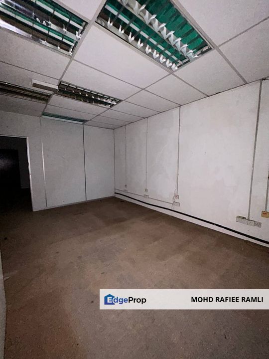 Shop Lot Level 1 Seksyen 3 Bandar Baru Bangi for Rent, Selangor, Bangi