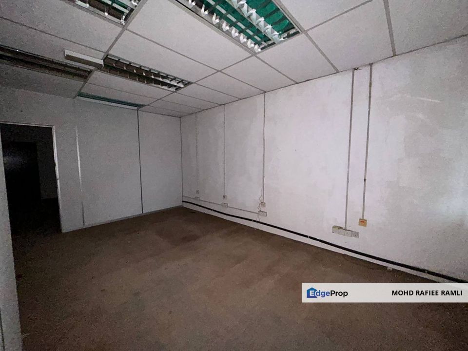 Shop Lot Level 1 Seksyen 3 Bandar Baru Bangi for Rent, Selangor, Bangi