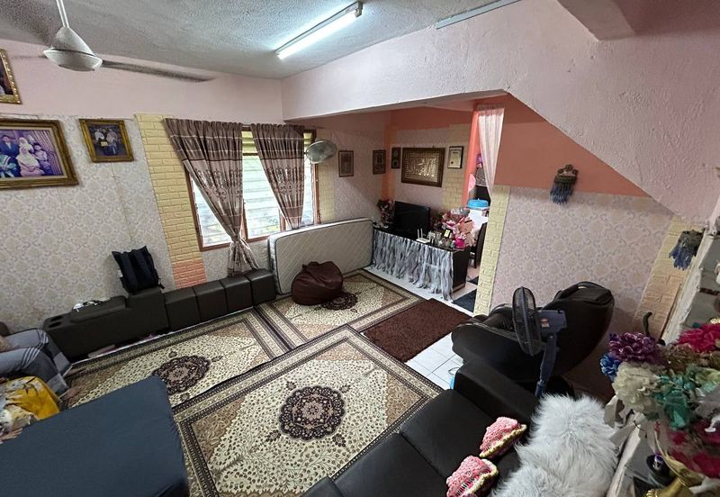 Taman Dahlia, Sepang