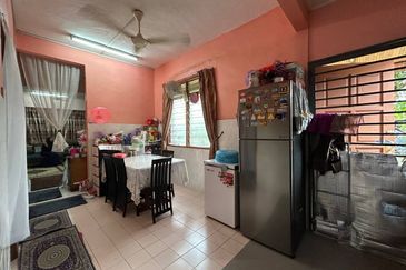 Taman Dahlia, Sepang