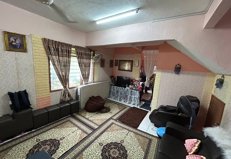 Taman Dahlia, Sepang