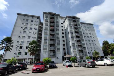 Desa Pelangi Condominium