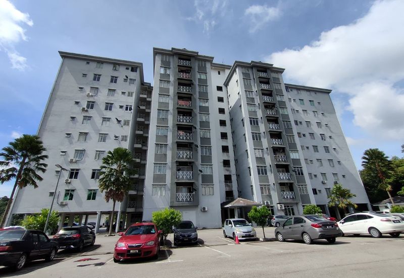 Desa Pelangi Condominium