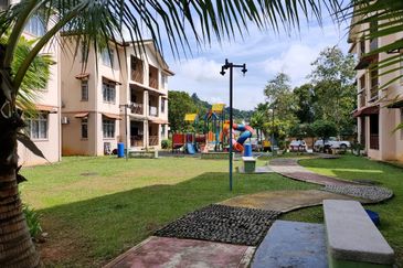 Desa Pelangi Condominium