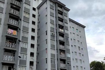 Desa Pelangi Condominium