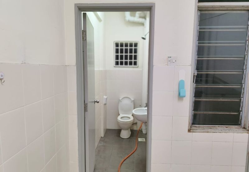 Desa Pelangi Condominium