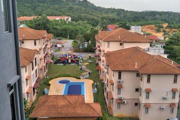 Desa Pelangi Condominium