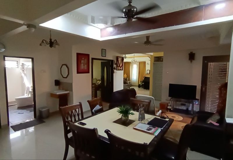 Taman Tasik Semenyih (Lake Residence)