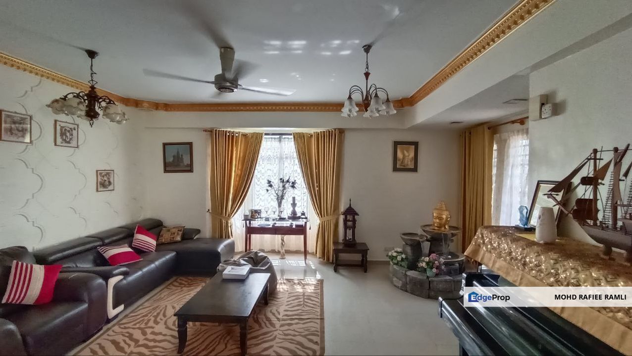 Nice Reno 2 Storey Bungalow Taman Tasik Semenyih for Sale, Selangor, Semenyih