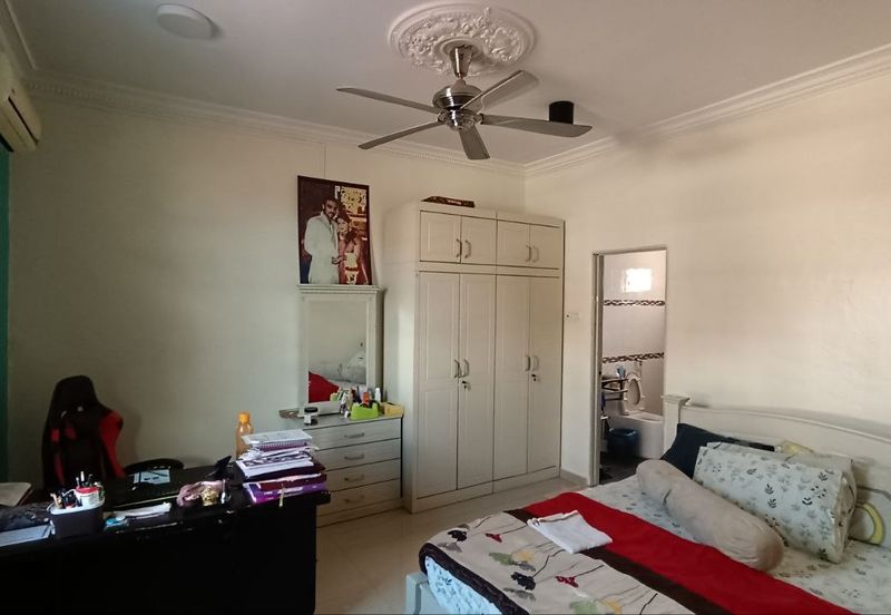 Taman Tasik Semenyih (Lake Residence)