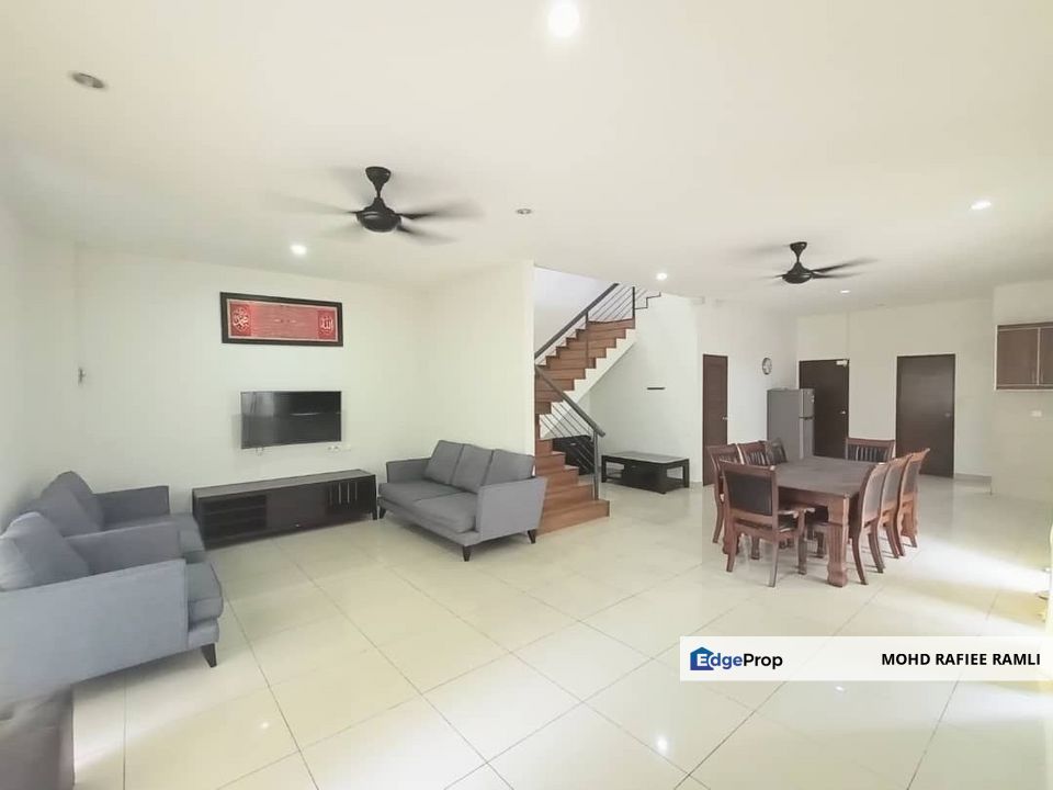 Freehold 2.5 Storey Semi D Kayumanis Garden Villa Seksyen 5 Bandar Baru Bangi for Sale, Selangor, Bangi