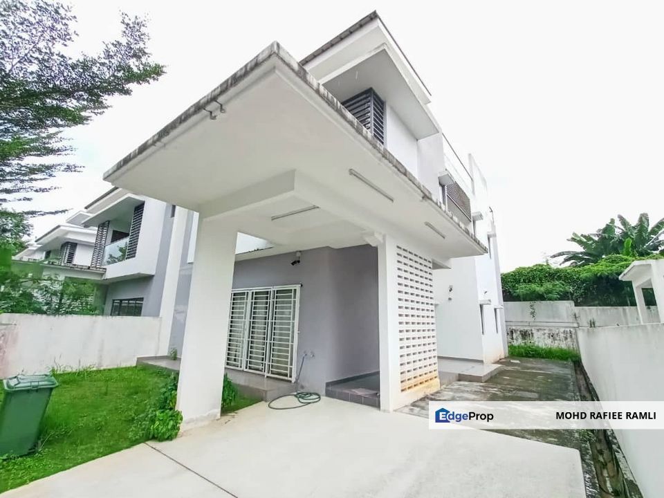 Freehold 2.5 Storey Semi D Kayumanis Garden Villa Seksyen 5 Bandar Baru Bangi for Sale, Selangor, Bangi
