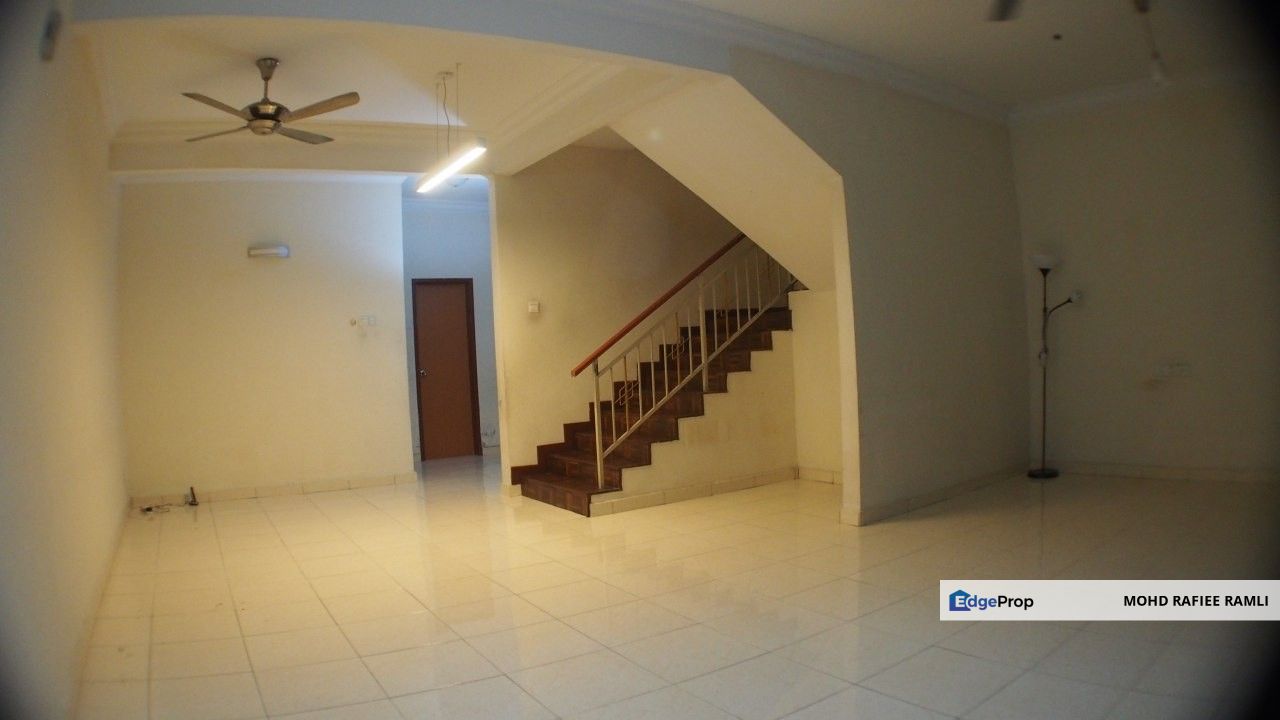 Walking Distance Masjid 2 Storey Terrace Seksyen 9 Bandar Baru Bangi for Rent, Selangor, Bangi