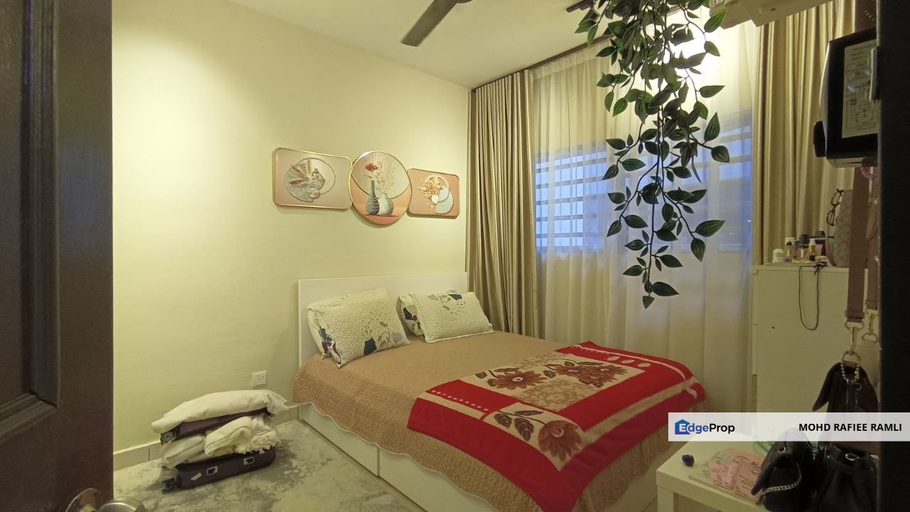 Near KLIA Fully Furnished Ground Floor Alanis Kota Warisan Sepang for Rent, Selangor, Sepang