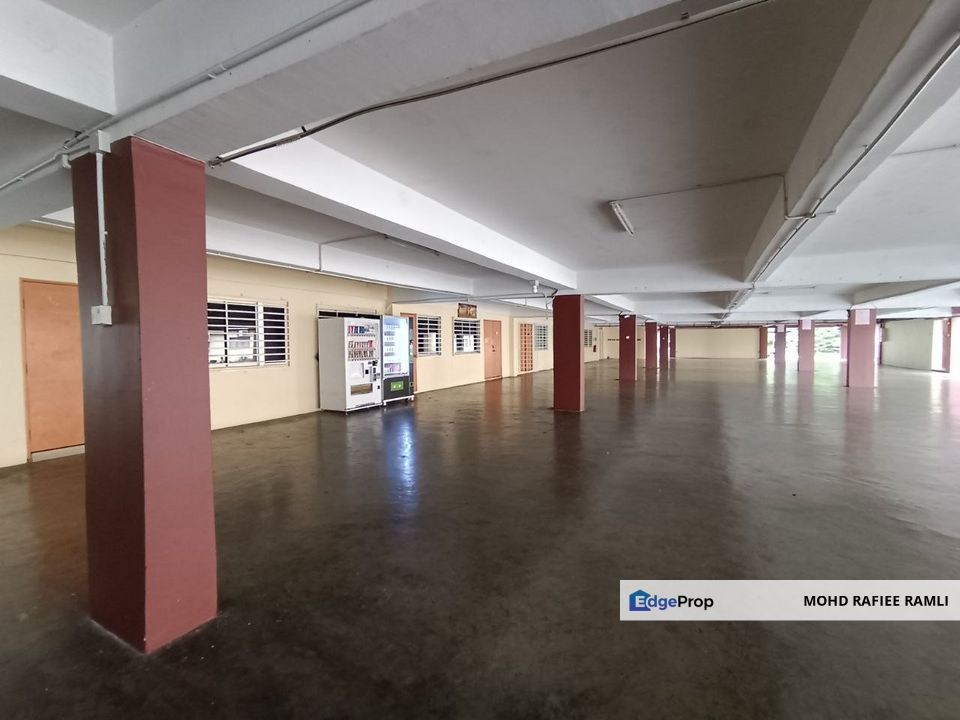 Top Floor City View Apartment Cemara Bandar Permaisuri Cheras for Rent, Selangor, Cheras