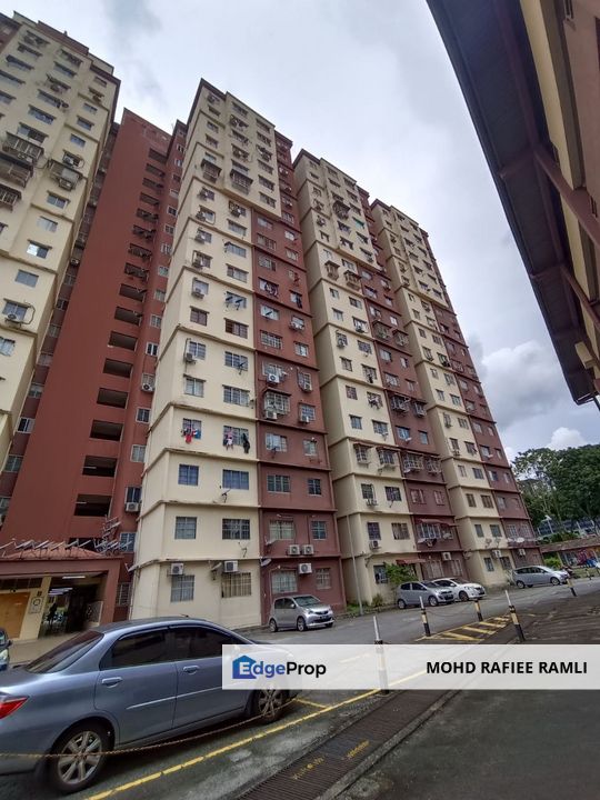 Top Floor City View Apartment Cemara Bandar Permaisuri Cheras for Rent, Selangor, Cheras