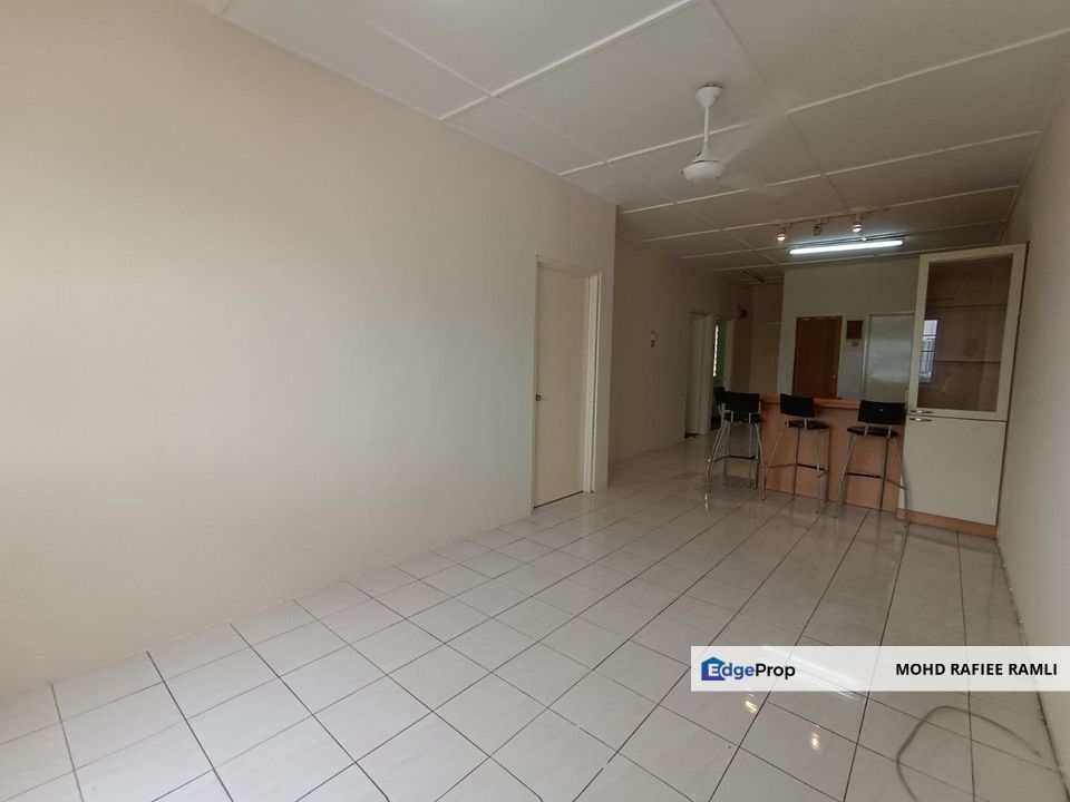Top Floor City View Apartment Cemara Bandar Permaisuri Cheras for Rent, Selangor, Cheras