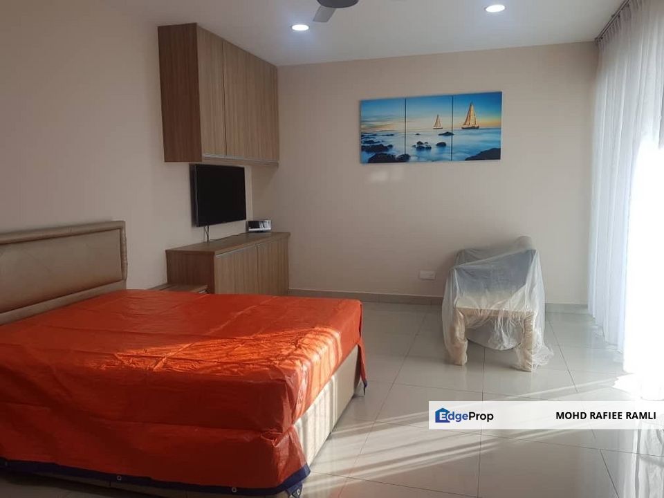 Furnished Univ 360 Condo Serdang Seri Kembangan with balcony for Rent, Selangor, Serdang