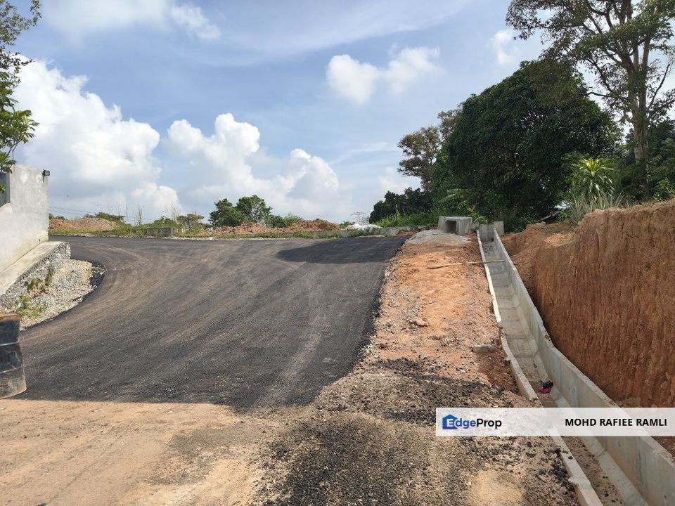 Lot Banglo Jenderam Hulu Geran Individu Binaan Untuk Dijual , Selangor, Dengkil