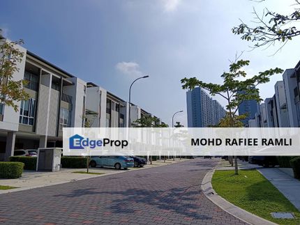 3 Storey Lower Unit Townhouse Ridgefield Tropicana Height Kajang for Sale , Selangor, Kajang