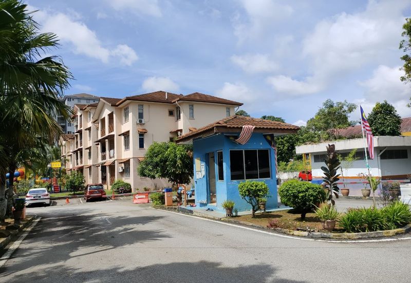 Desa Pelangi Condominium