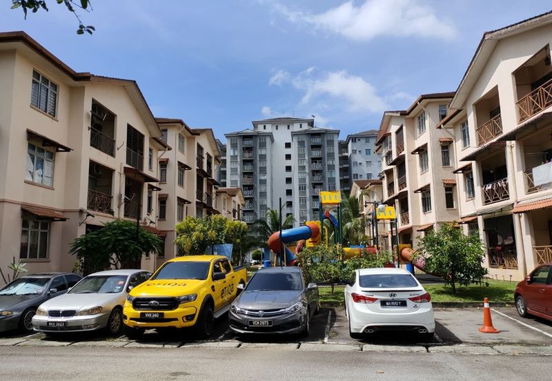 Desa Pelangi Condominium