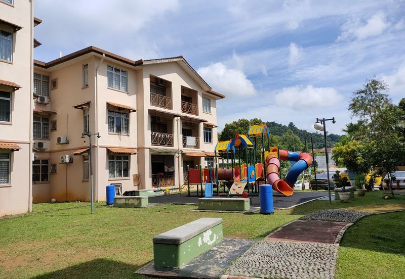 Desa Pelangi Condominium