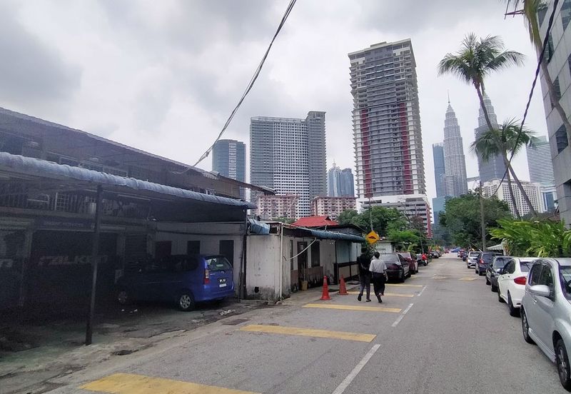 Jalan Raja Alang 