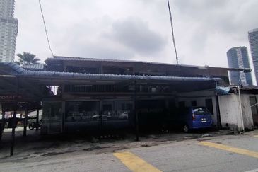 Jalan Raja Alang 