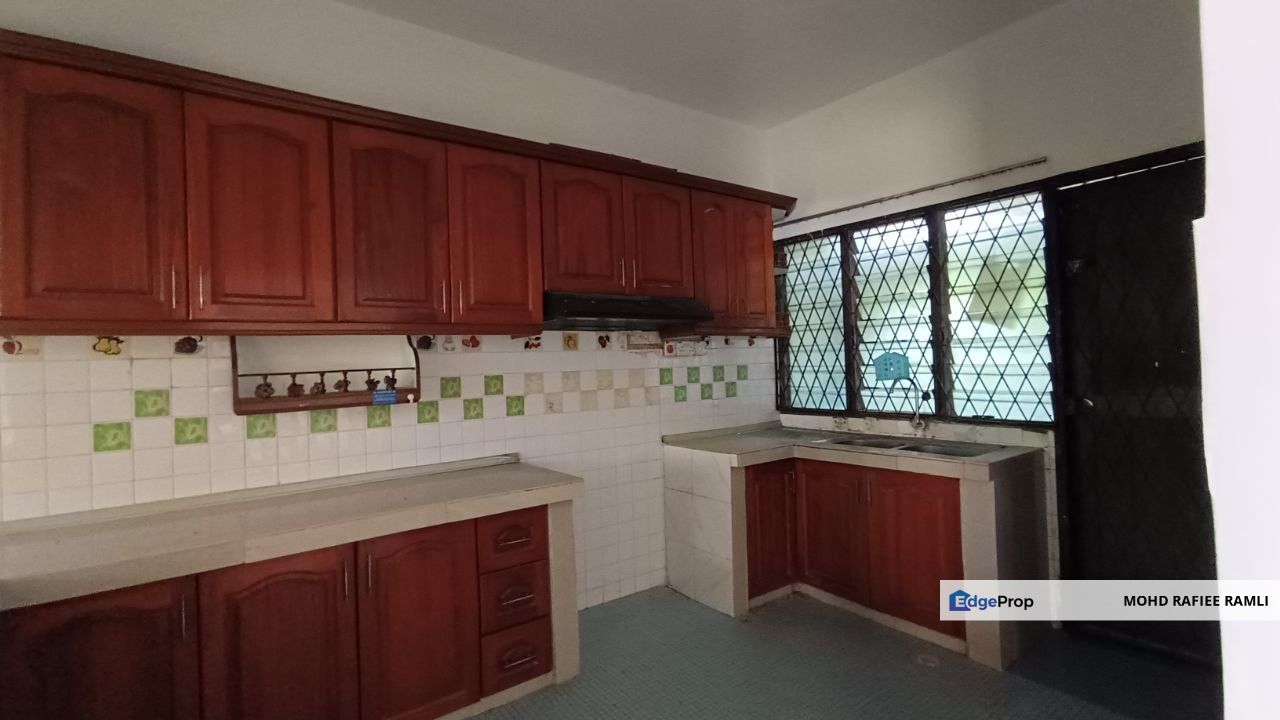 2 Storey Semi D with Walking Distance (600m) to MRT Kajang for Sale , Selangor, Kajang