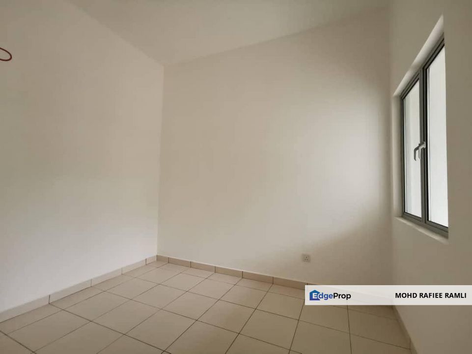 Rumah Baru Teres Dua Tingkat Jenderam Hilir Berdekatan Putrajaya Sepang dan Bangi, Selangor, Dengkil