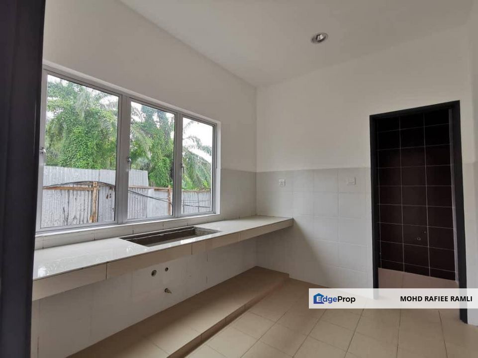 Rumah Baru Teres Dua Tingkat Jenderam Hilir Berdekatan Putrajaya Sepang dan Bangi, Selangor, Dengkil