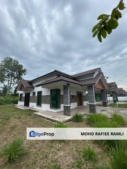 Single Storey Bungalow 60’ x 82.5’ Taman Sri Unas 2 Muar for Sale, Johor, Muar