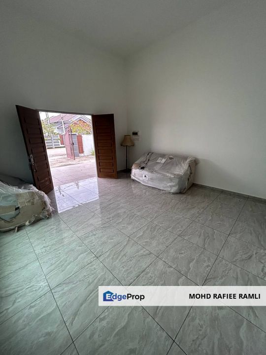 Single Storey Bungalow 60’ x 82.5’ Taman Sri Unas 2 Muar for Sale, Johor, Muar