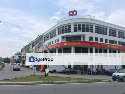 3 Storey Bandar Country Home Shop lot Rawang, Selangor, Rawang